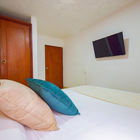 Hotel Toledo Plaza Арменія Екстер'єр фото