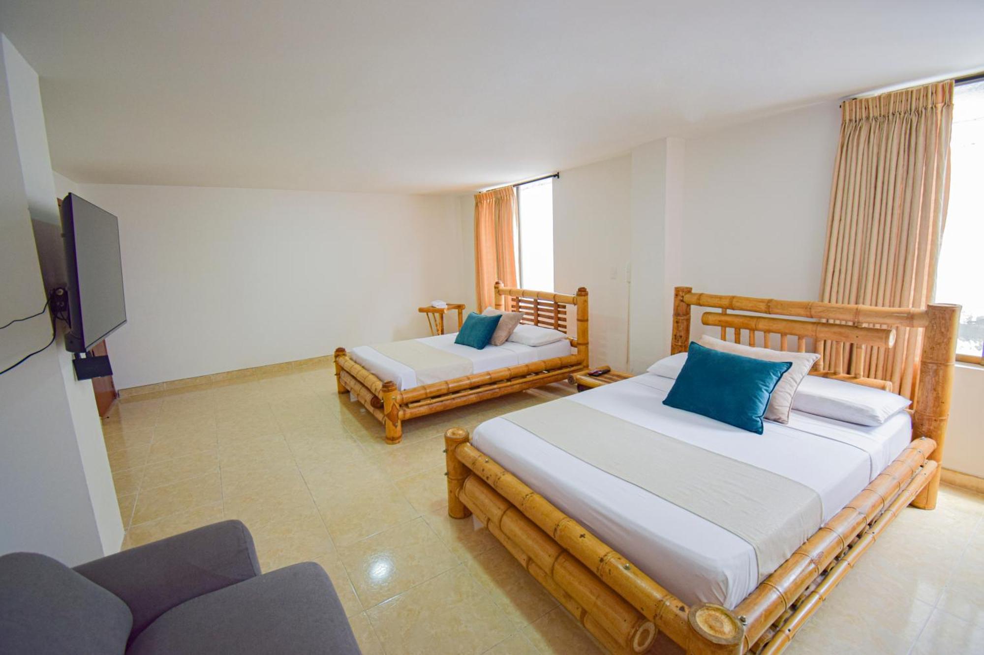 Hotel Toledo Plaza Арменія Екстер'єр фото
