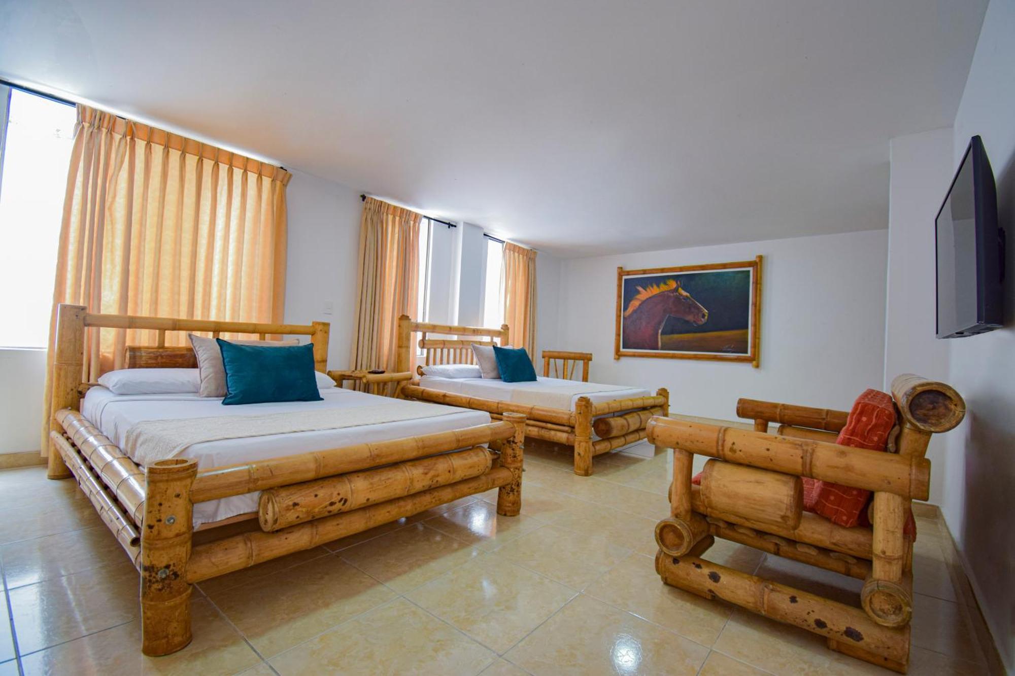 Hotel Toledo Plaza Арменія Екстер'єр фото